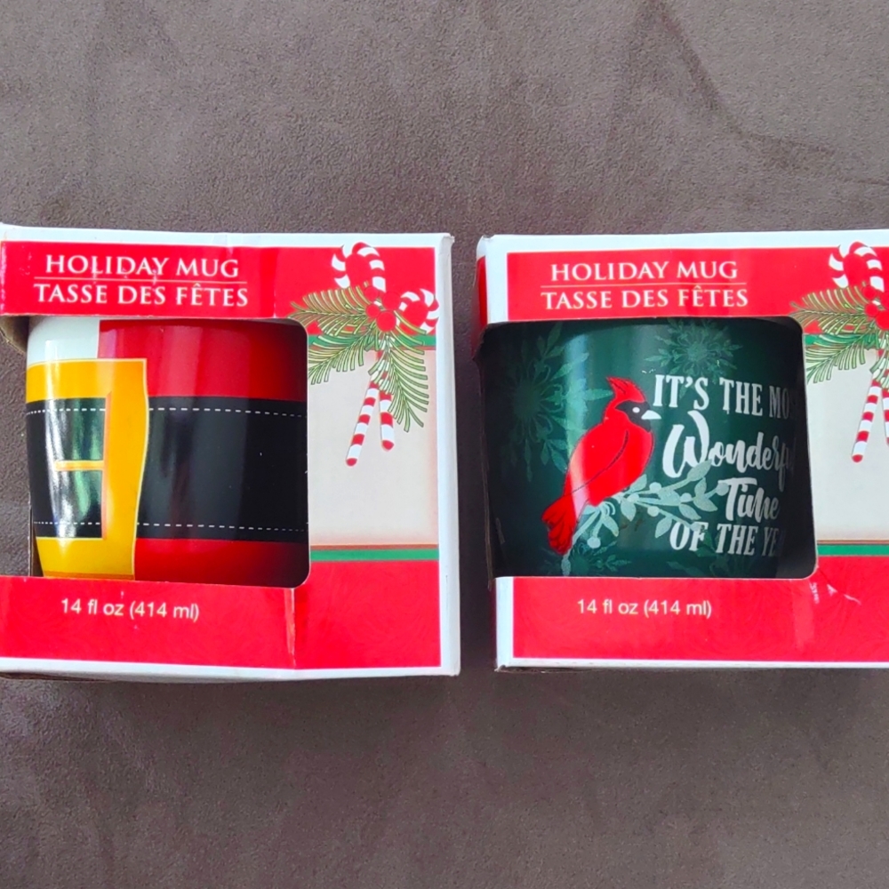 NWT Holiday mugs pair - great gift!